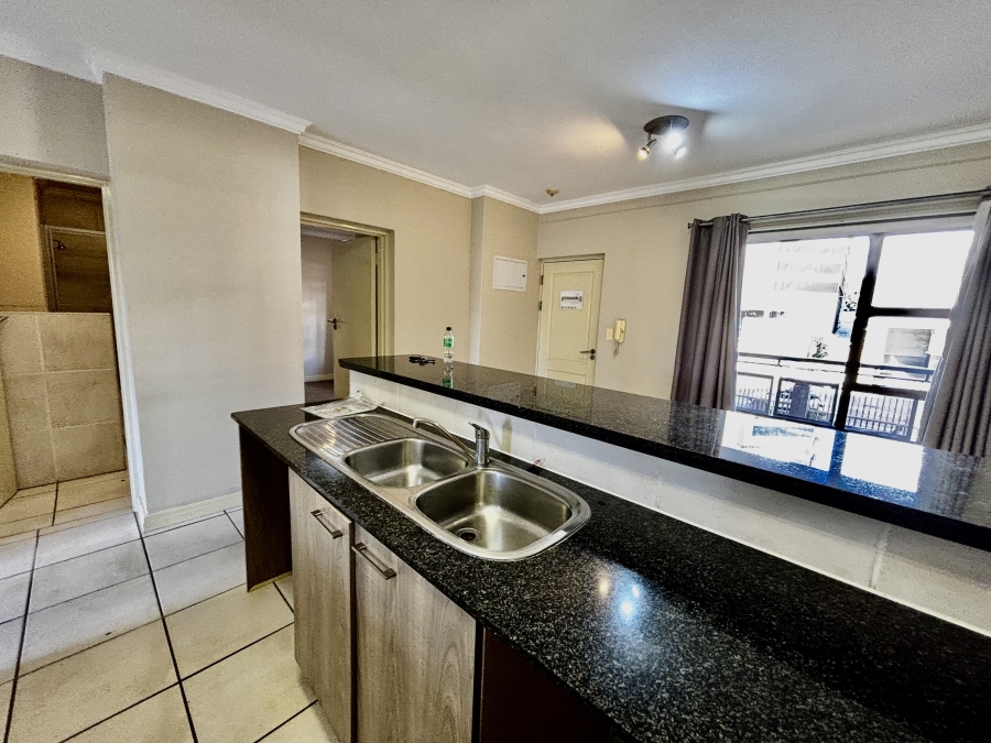 To Let 2 Bedroom Property for Rent in Sandton Central Gauteng