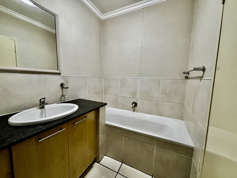 To Let 2 Bedroom Property for Rent in Sandton Central Gauteng