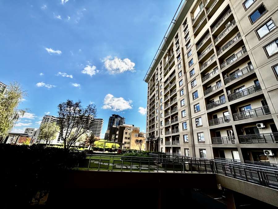 To Let 2 Bedroom Property for Rent in Sandton Central Gauteng