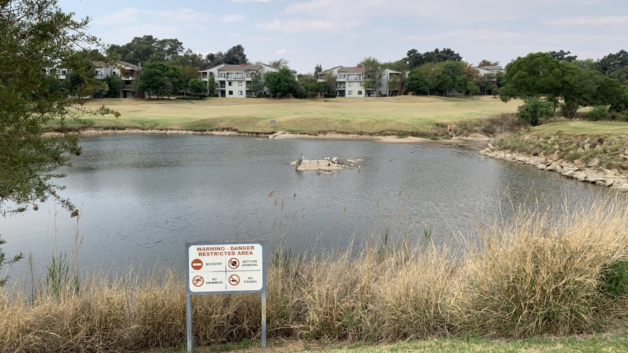 To Let 2 Bedroom Property for Rent in Jackal Creek Golf Estate Gauteng