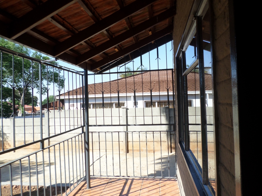 To Let 3 Bedroom Property for Rent in Martindale Gauteng