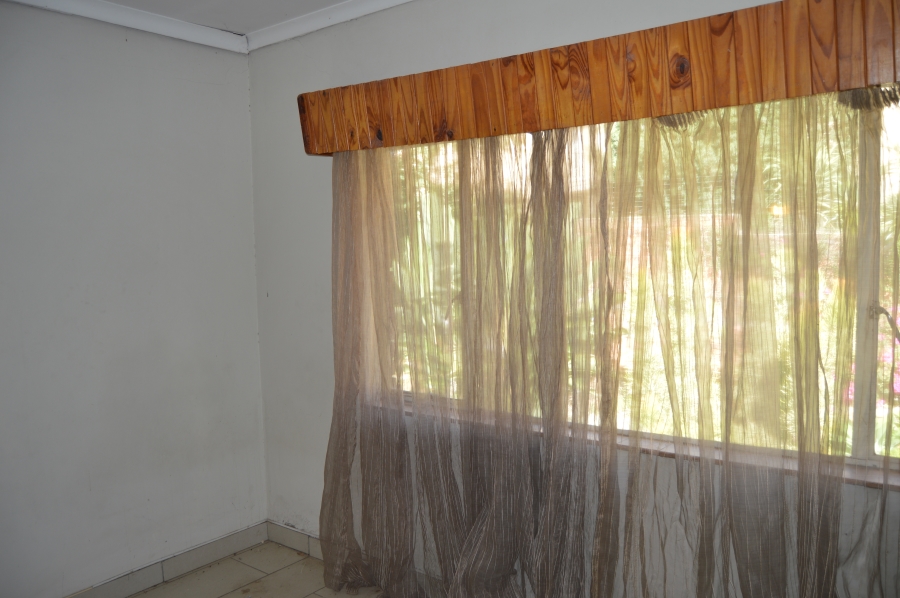 3 Bedroom Property for Sale in La Montagne Gauteng