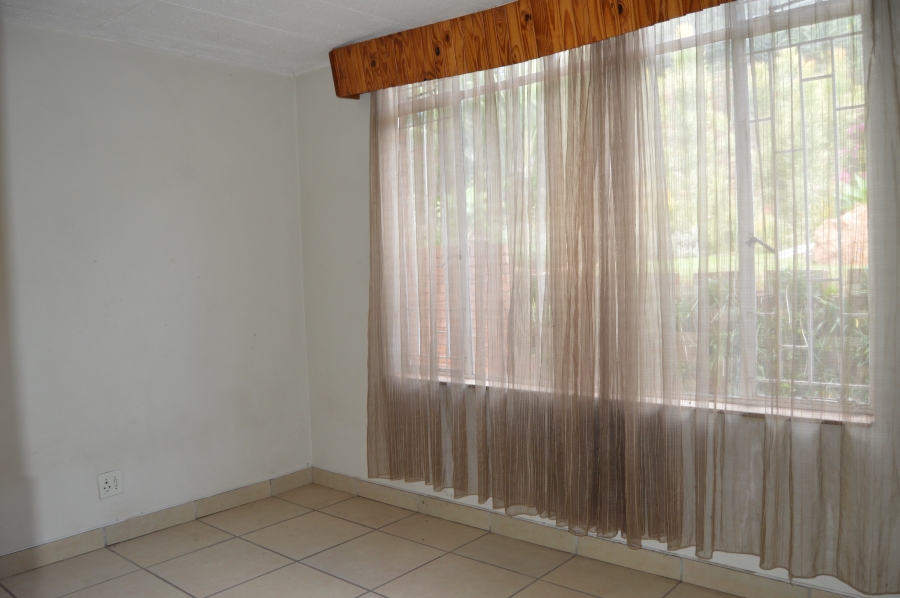3 Bedroom Property for Sale in La Montagne Gauteng