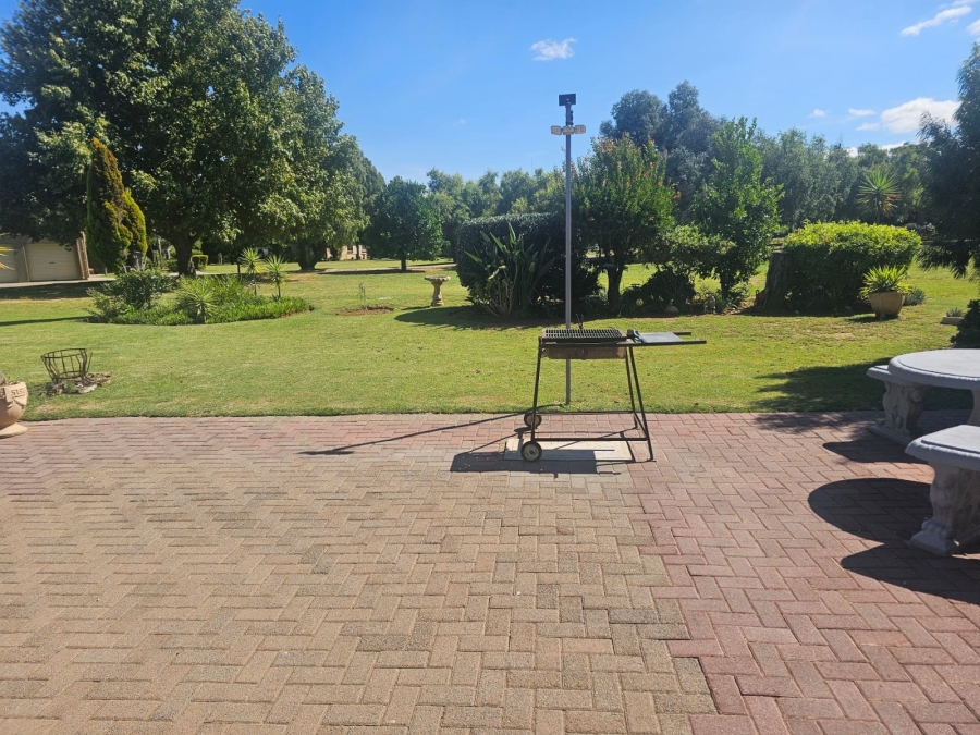 2 Bedroom Property for Sale in Vaal Marina Gauteng
