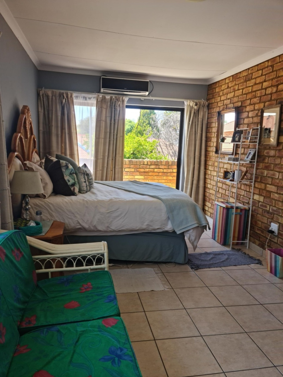 4 Bedroom Property for Sale in Vaal Marina Gauteng