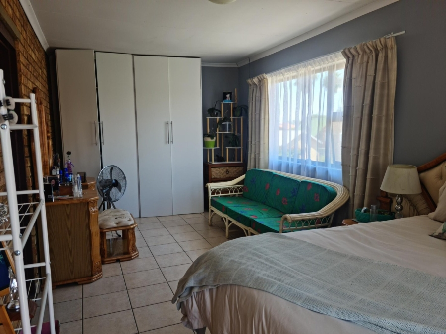 4 Bedroom Property for Sale in Vaal Marina Gauteng