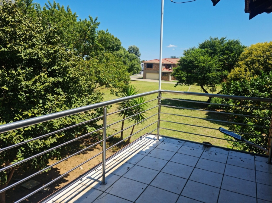 4 Bedroom Property for Sale in Vaal Marina Gauteng