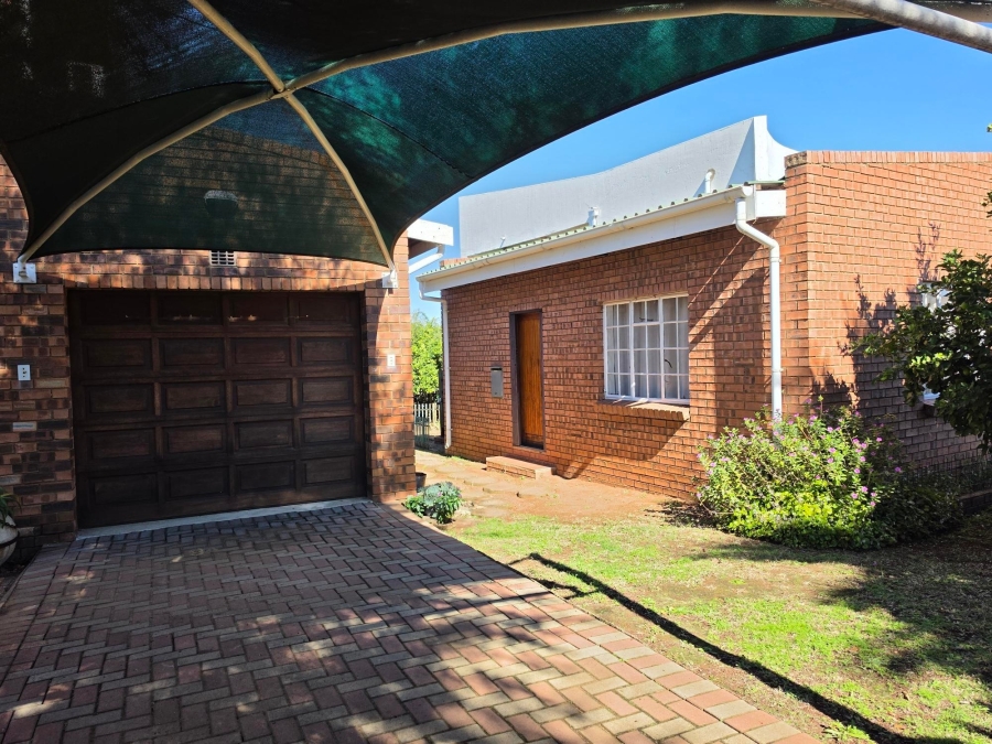 4 Bedroom Property for Sale in Vaal Marina Gauteng