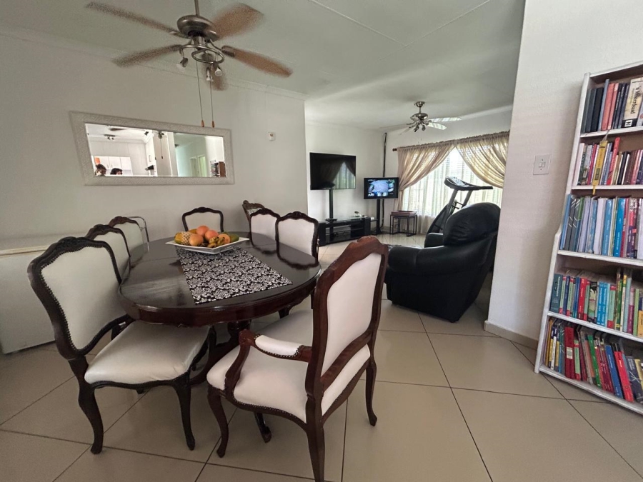 5 Bedroom Property for Sale in Greenhills Gauteng