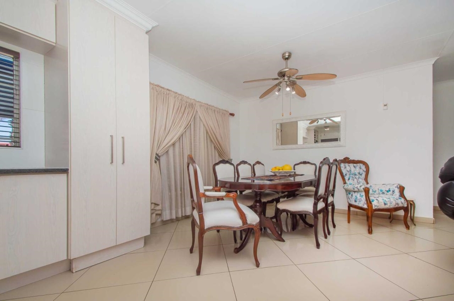 5 Bedroom Property for Sale in Greenhills Gauteng