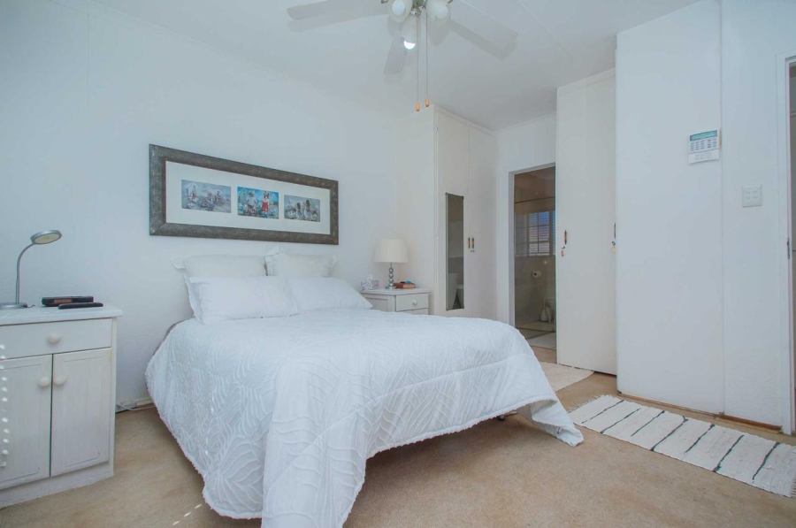 5 Bedroom Property for Sale in Greenhills Gauteng