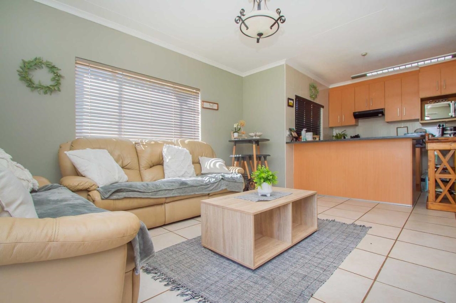 5 Bedroom Property for Sale in Greenhills Gauteng