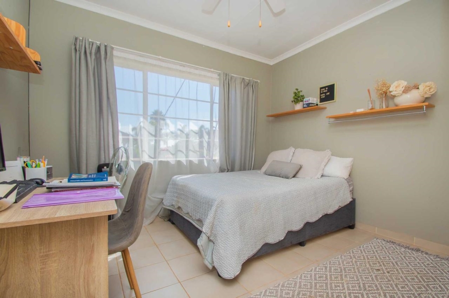 5 Bedroom Property for Sale in Greenhills Gauteng