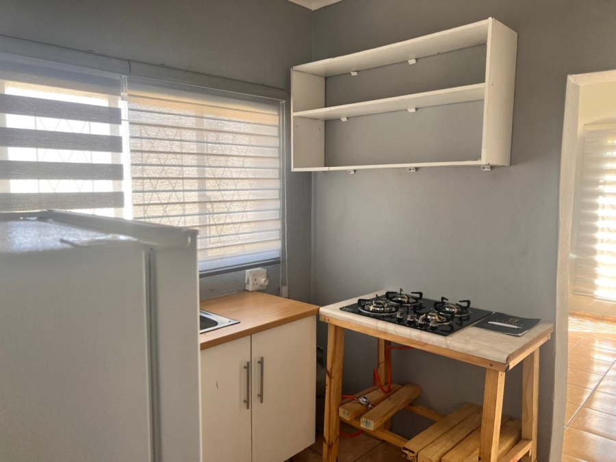 To Let 1 Bedroom Property for Rent in Brackenhurst Gauteng