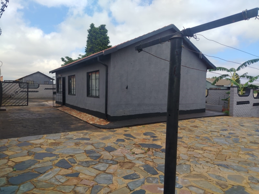 3 Bedroom Property for Sale in Villa Liza Gauteng