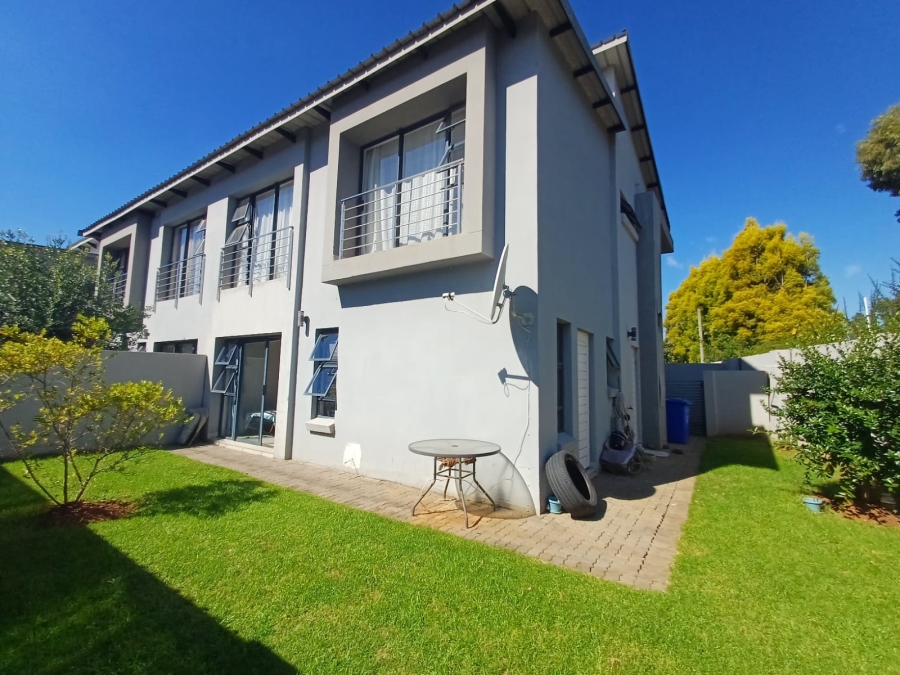 3 Bedroom Property for Sale in Equestria Gauteng