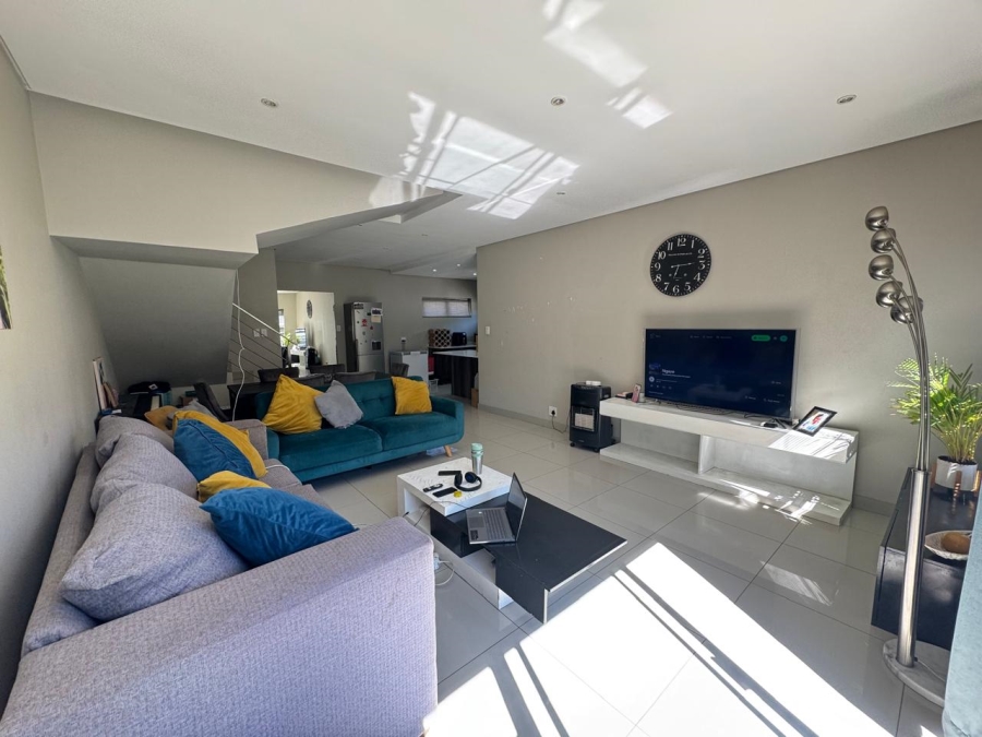 3 Bedroom Property for Sale in Equestria Gauteng