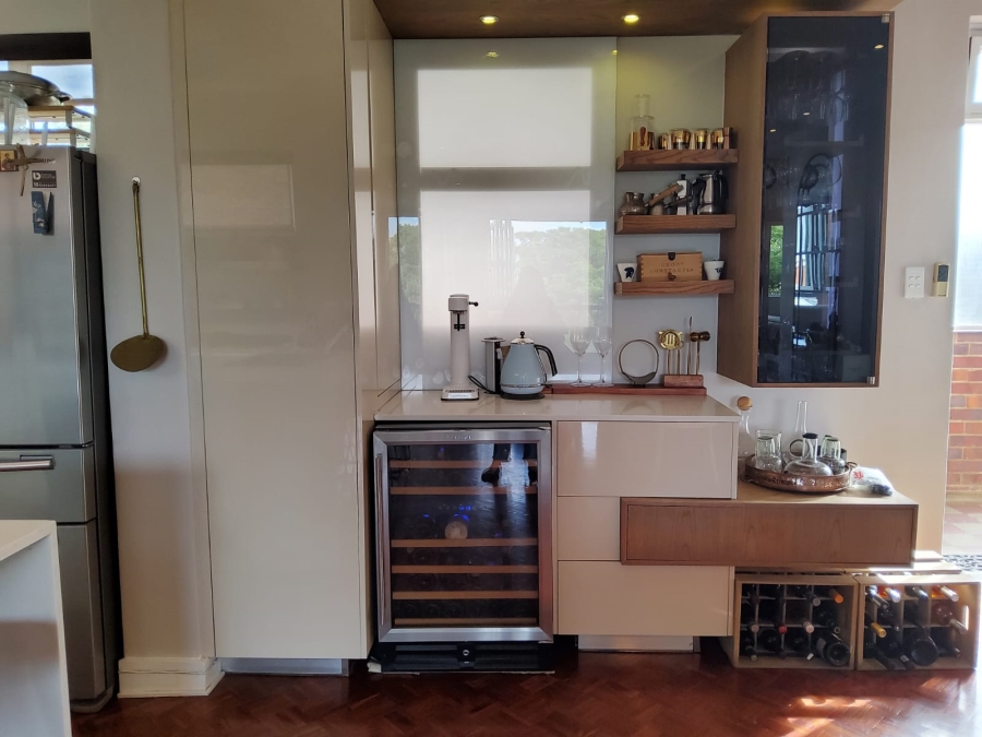 To Let 2 Bedroom Property for Rent in Illovo Gauteng