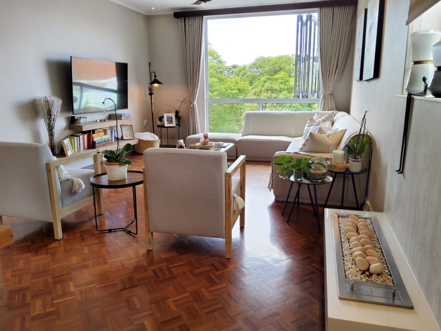To Let 2 Bedroom Property for Rent in Illovo Gauteng