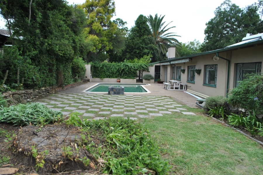 8 Bedroom Property for Sale in Eastleigh Ridge Gauteng