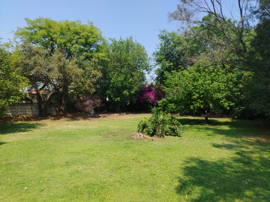 8 Bedroom Property for Sale in Eastleigh Ridge Gauteng