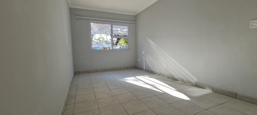 8 Bedroom Property for Sale in Eastleigh Ridge Gauteng