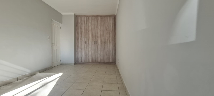 8 Bedroom Property for Sale in Eastleigh Ridge Gauteng