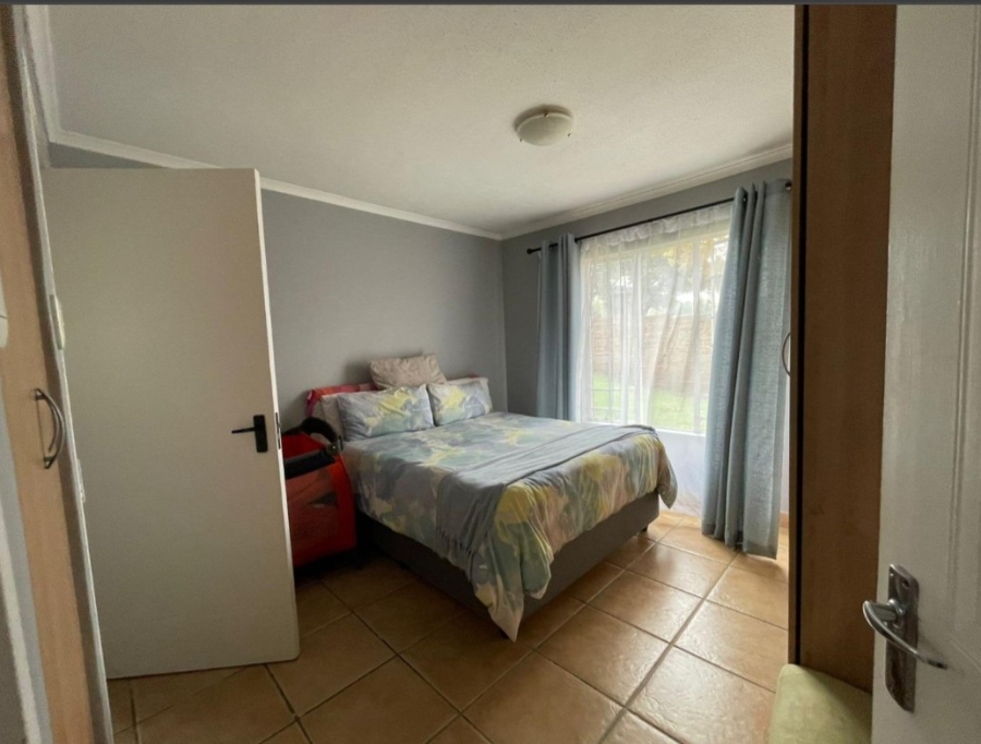 3 Bedroom Property for Sale in Meredale Gauteng