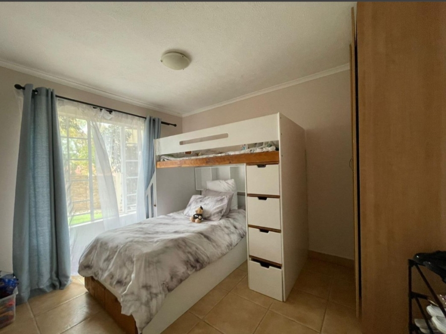 3 Bedroom Property for Sale in Meredale Gauteng