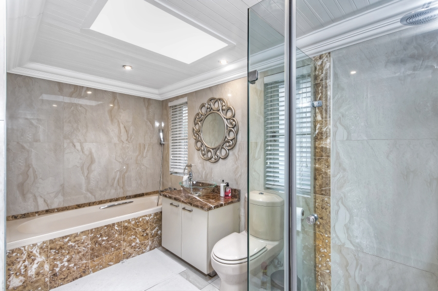 4 Bedroom Property for Sale in Bryanston Gauteng