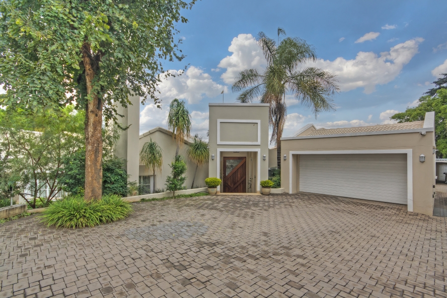 4 Bedroom Property for Sale in Bryanston Gauteng