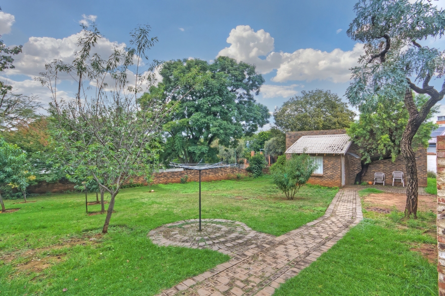 4 Bedroom Property for Sale in Bryanston Gauteng