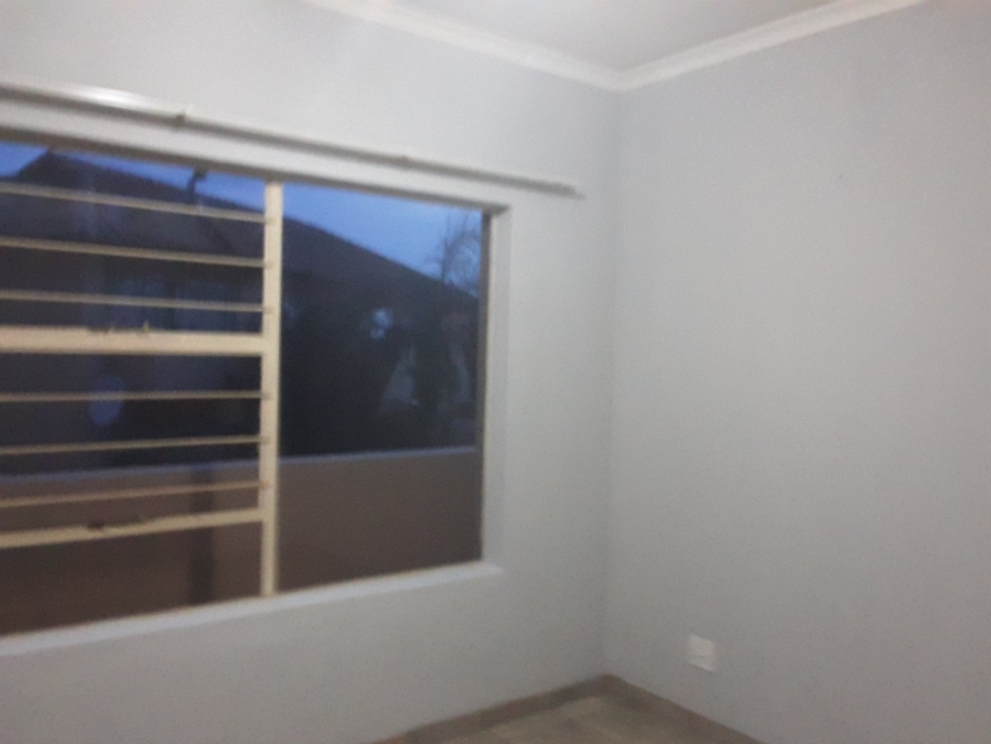 2 Bedroom Property for Sale in Sinoville Gauteng