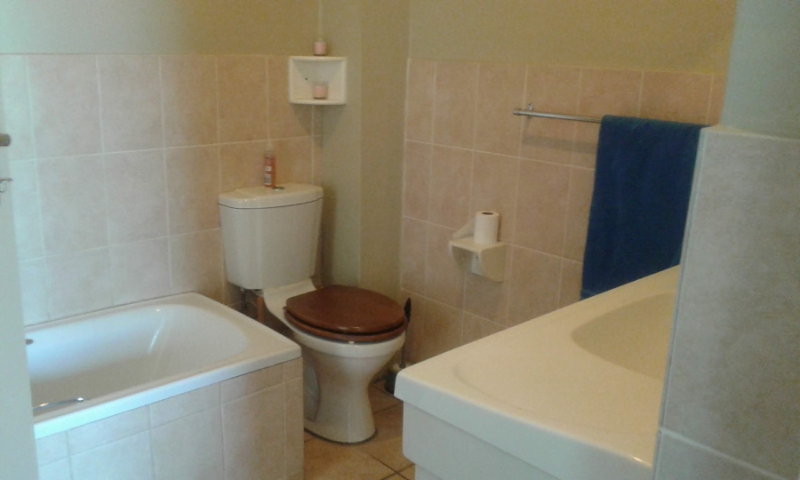 2 Bedroom Property for Sale in Sinoville Gauteng