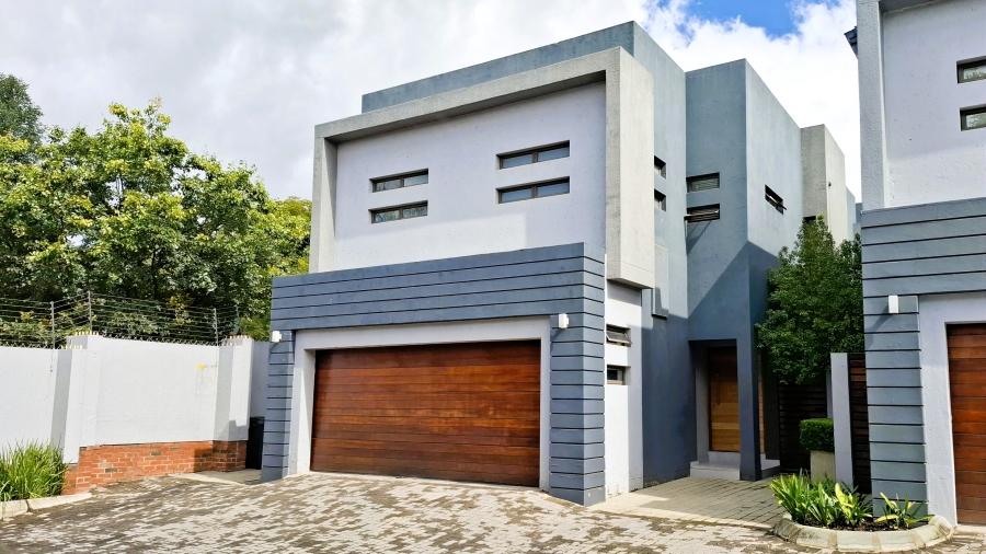 3 Bedroom Property for Sale in Bryanston Gauteng
