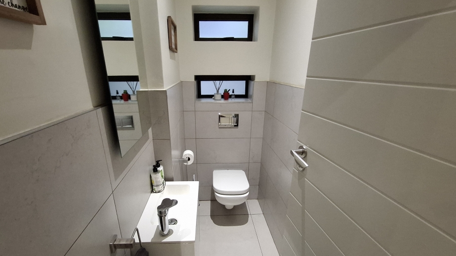 3 Bedroom Property for Sale in Bryanston Gauteng