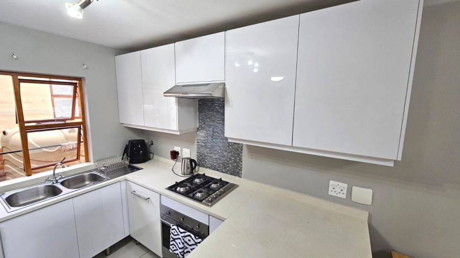 3 Bedroom Property for Sale in Mooikloof Gauteng