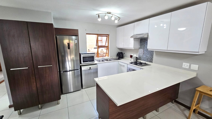 3 Bedroom Property for Sale in Mooikloof Gauteng