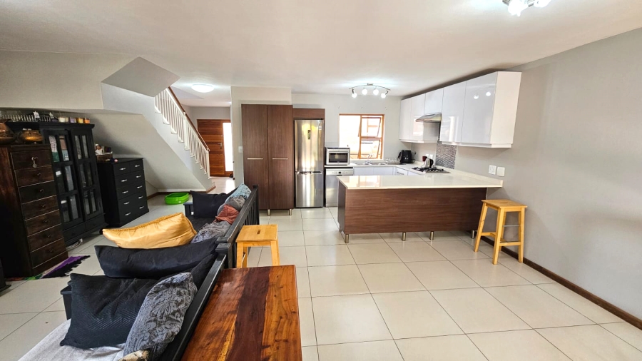 3 Bedroom Property for Sale in Mooikloof Gauteng