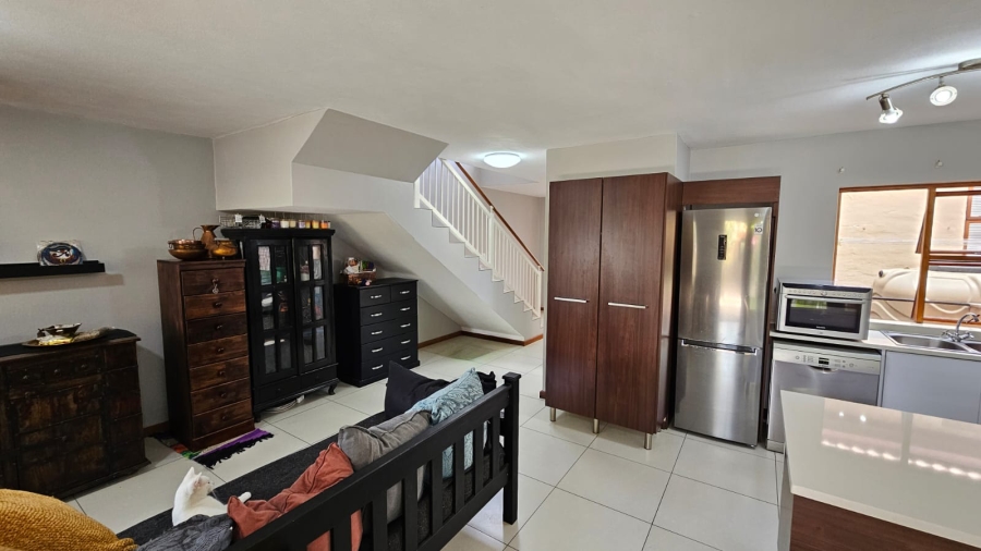 3 Bedroom Property for Sale in Mooikloof Gauteng