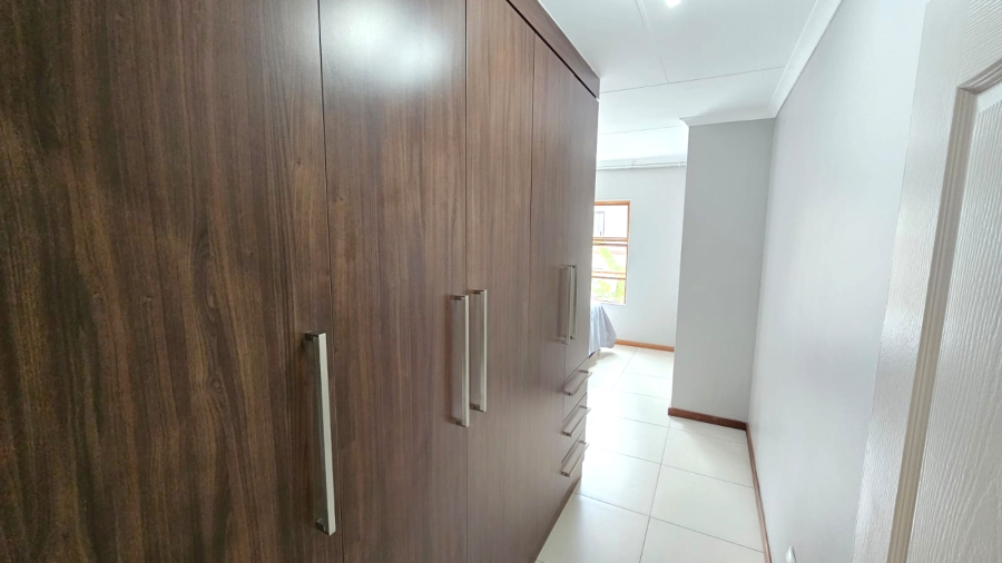 3 Bedroom Property for Sale in Mooikloof Gauteng