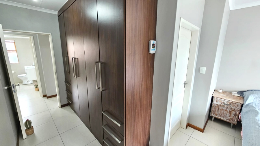3 Bedroom Property for Sale in Mooikloof Gauteng