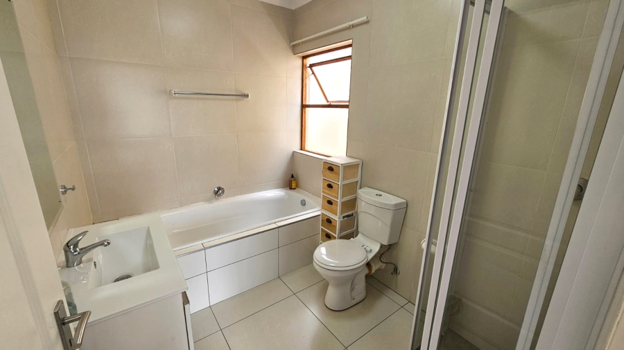 3 Bedroom Property for Sale in Mooikloof Gauteng