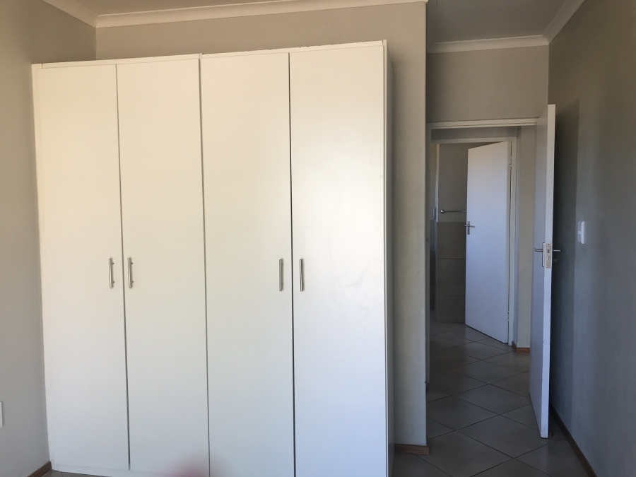 2 Bedroom Property for Sale in Albertsdal Gauteng