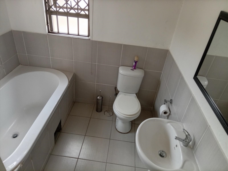 4 Bedroom Property for Sale in Cosmo City Gauteng
