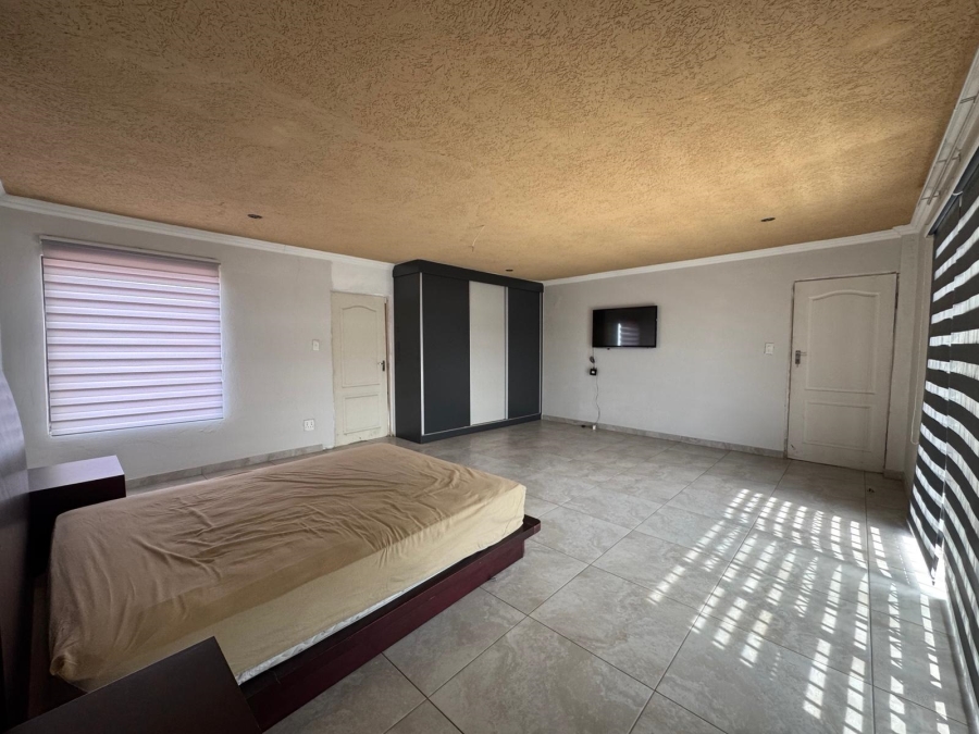 4 Bedroom Property for Sale in Cosmo City Gauteng