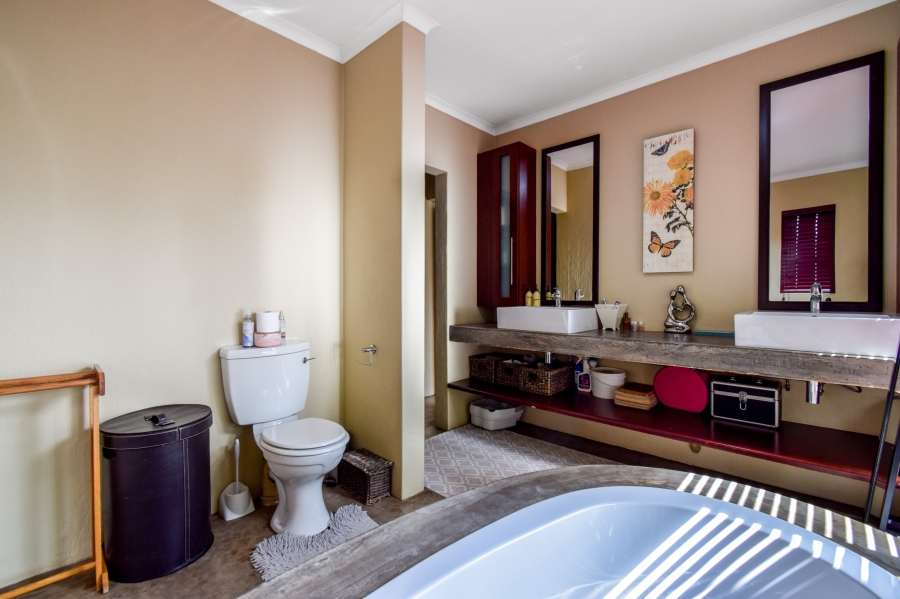 4 Bedroom Property for Sale in Olympus AH Gauteng