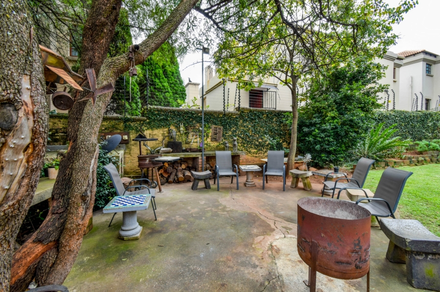 4 Bedroom Property for Sale in Olympus AH Gauteng