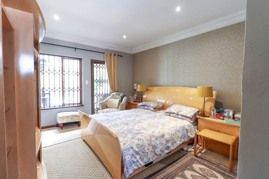 5 Bedroom Property for Sale in Rivonia Gauteng