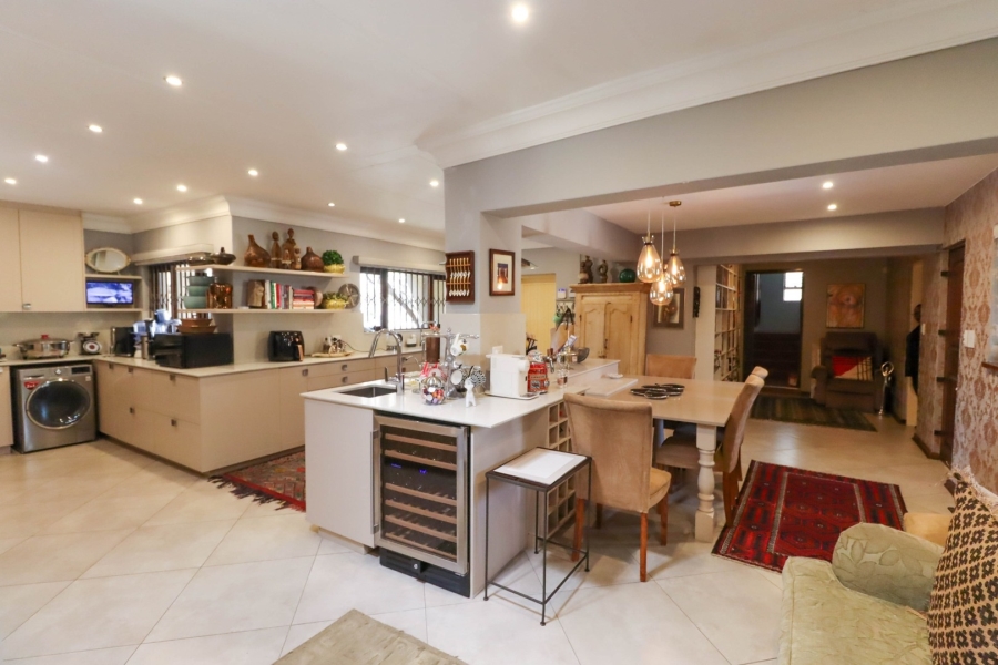 5 Bedroom Property for Sale in Rivonia Gauteng